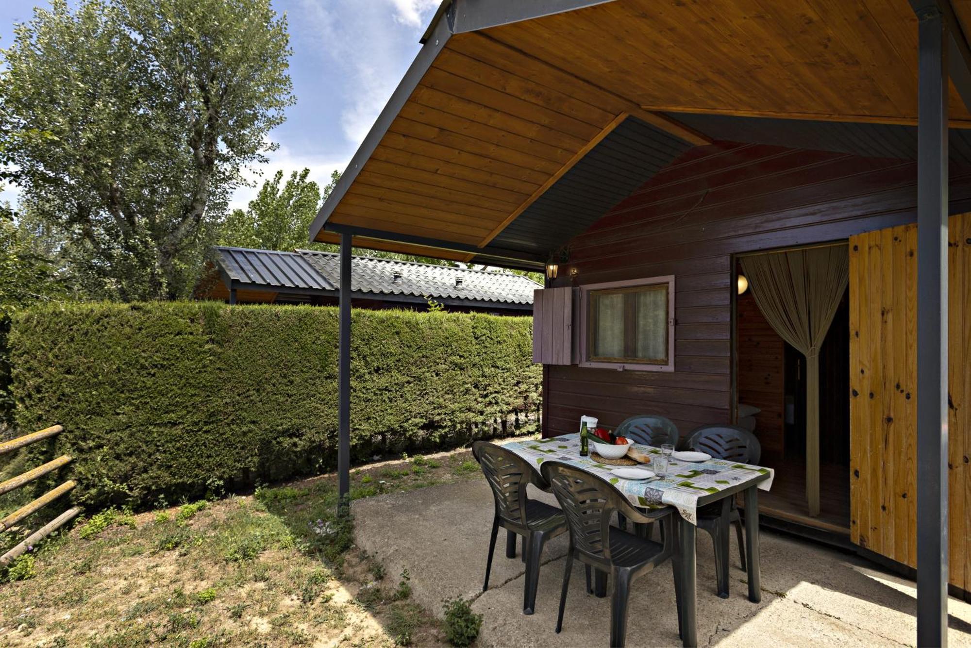 Bungalows - Camping El Solsones Solsona Exterior photo